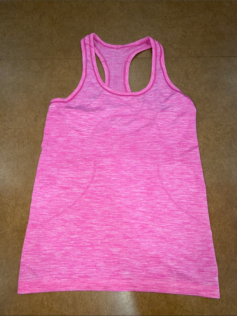 Lululemon Athletica Heathered Bright Pink Racerback Tank w/ Logo Front • Size 6